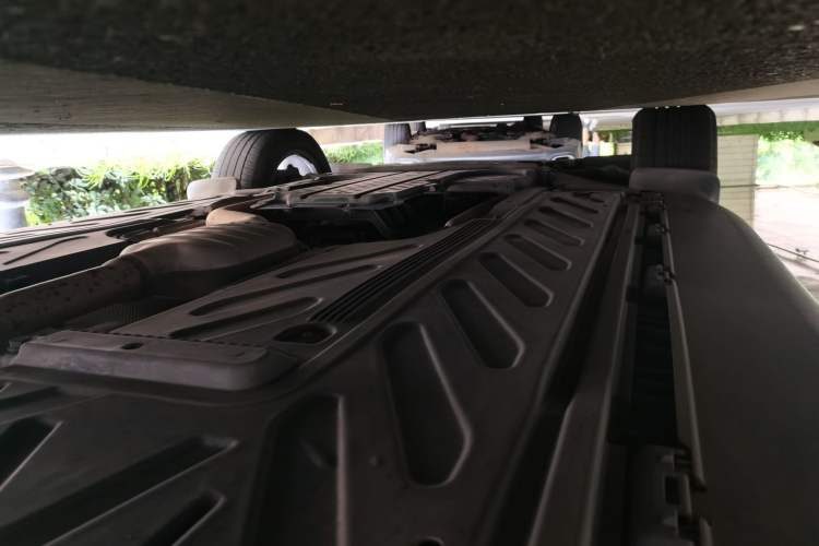 Used Mercedes-Benz GLC 2016 GLC 300 4MATIC Dynamic Model Chassis Rear Left