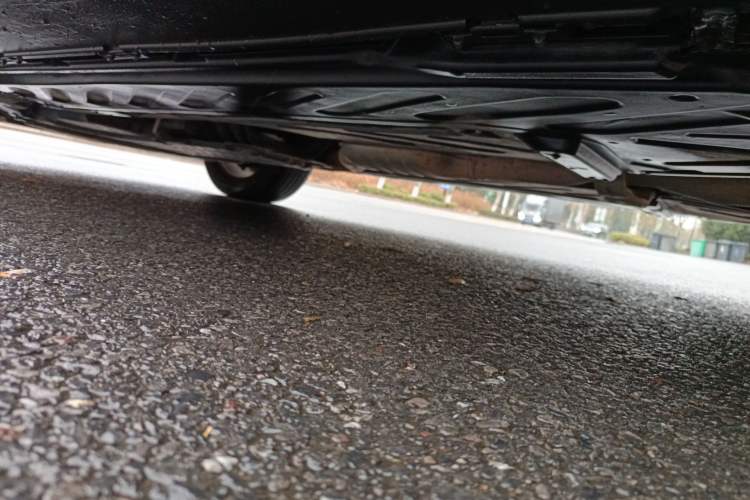 Used Mercedes-Benz GLC 2016 GLC 300 4MATIC Dynamic Model Chassis Rear Left