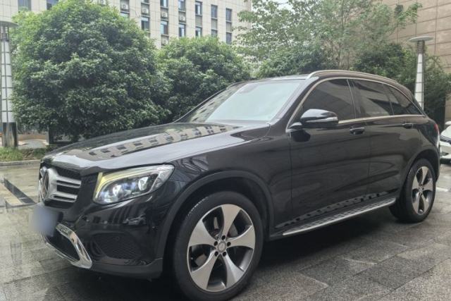 Used Mercedes-Benz GLC 2016 GLC 300 4MATIC Luxury Model