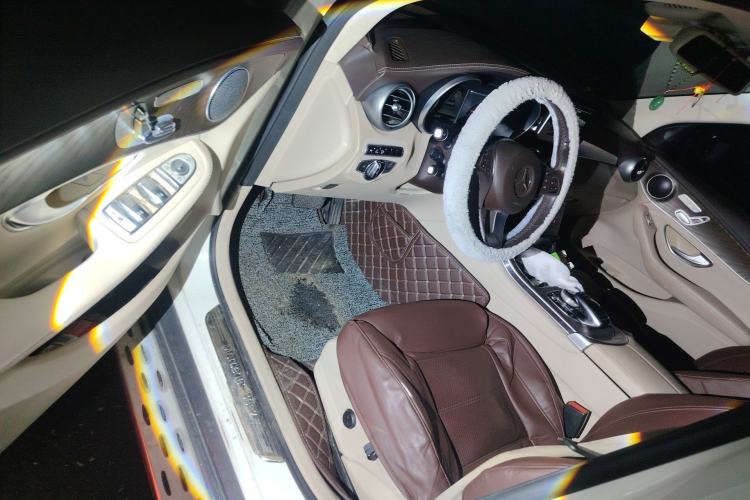 Used Mercedes-Benz GLC 2016 GLC 300 4MATIC Dynamic Model
