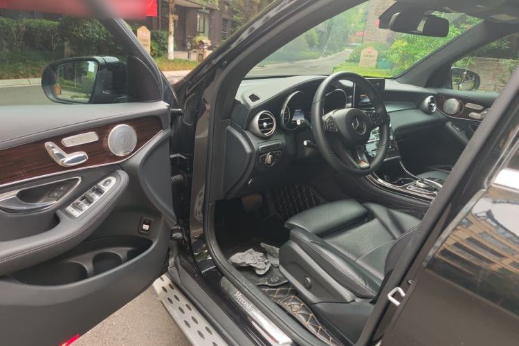 Used Mercedes-Benz GLC 2016 GLC 260 4MATIC Dynamic Edition Driver Seat