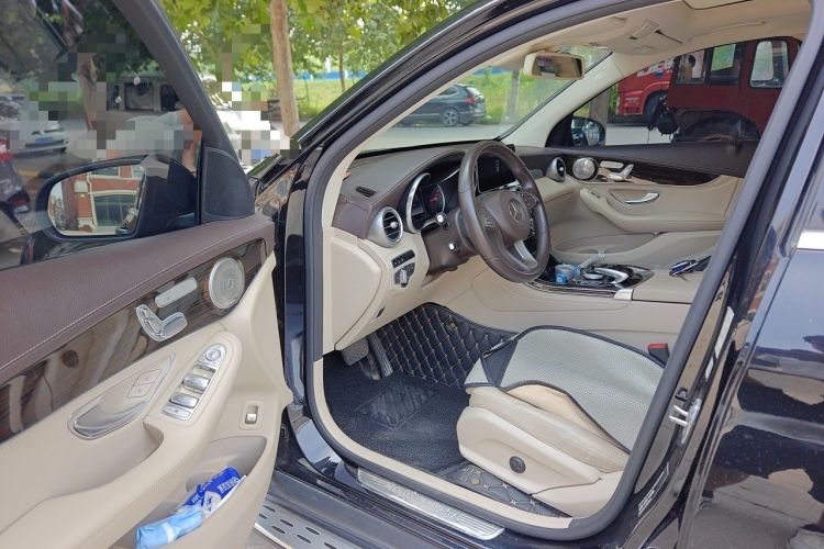 Used Mercedes-Benz GLC 2016 GLC 260 4MATIC Luxury Model Driver Seat