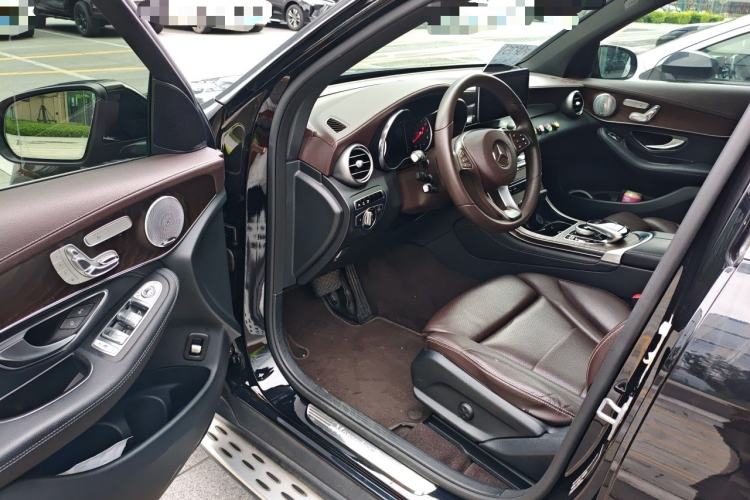 Used Mercedes-Benz GLC 2016 GLC 300 4MATIC Dynamic Model Driver Seat