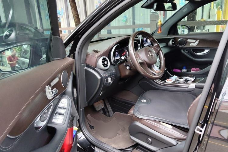 Used Mercedes-Benz GLC 2016 GLC 300 4MATIC Dynamic Model Driver Seat
