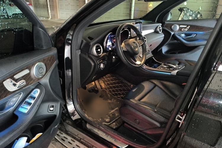 Used Mercedes-Benz GLC 2016 GLC 300 4MATIC Dynamic Model Driver Seat