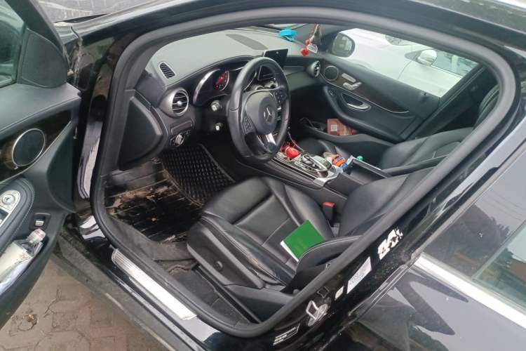 Used Mercedes-Benz GLC 2016 GLC 260 4MATIC Dynamic Edition Driver Seat