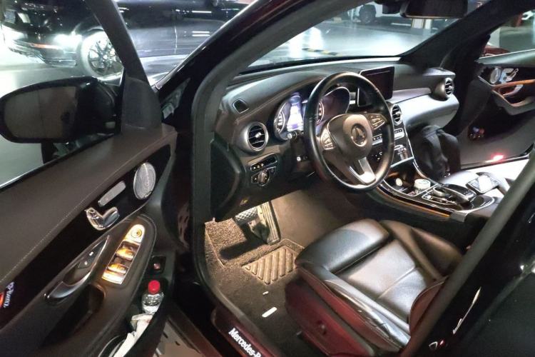Used Mercedes-Benz GLC 2016 GLC 260 4MATIC Luxury Model Driver Seat