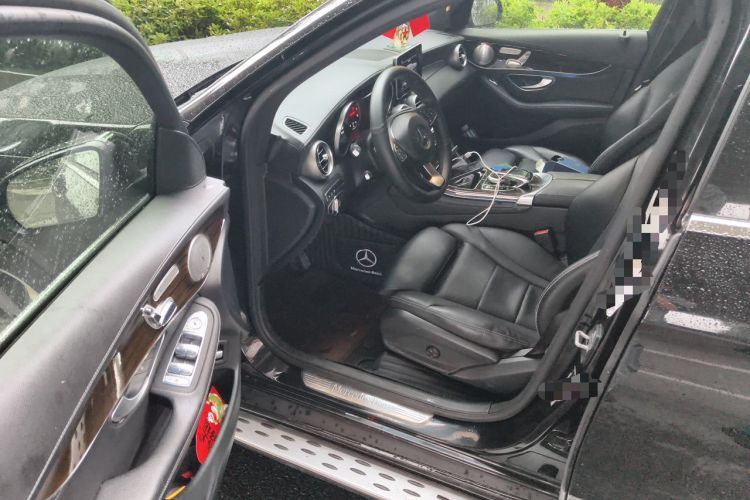 Used Mercedes-Benz GLC 2016 GLC 260 4MATIC Luxury Model Driver Seat