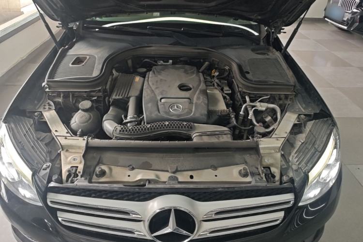 Used Mercedes-Benz GLC 2016 GLC 300 4MATIC Dynamic Model Engine Bay
