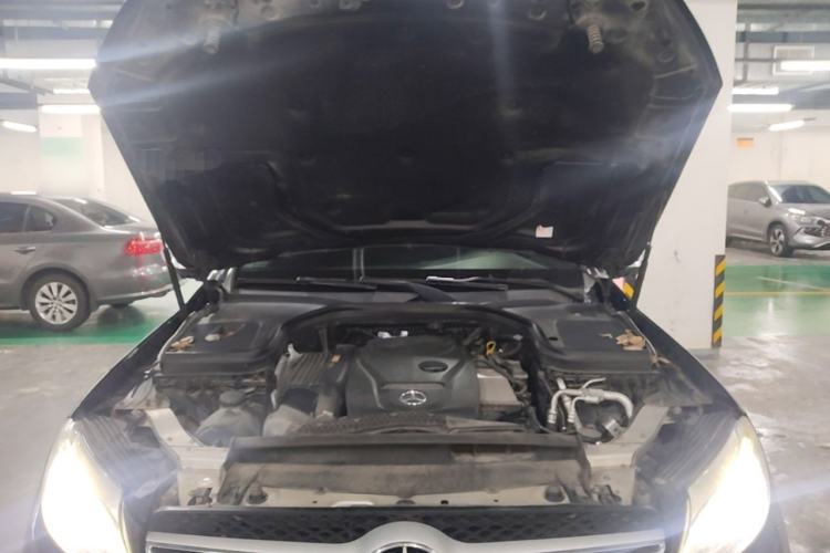Used Mercedes-Benz GLC 2016 GLC 260 4MATIC Luxury Model Engine Bay