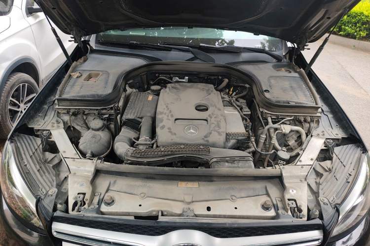 Used Mercedes-Benz GLC 2016 GLC 260 4MATIC Dynamic Edition Engine Bay