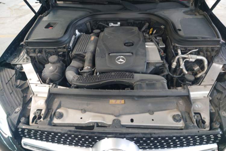 Used Mercedes-Benz GLC 2016 GLC 300 4MATIC Luxury Model Engine Bay