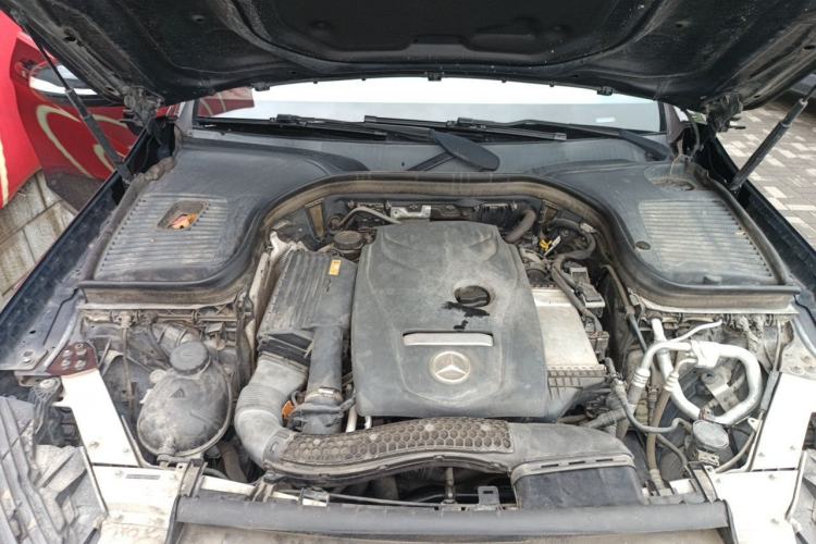 Used Mercedes-Benz GLC 2016 GLC 260 4MATIC Dynamic Edition Engine Bay