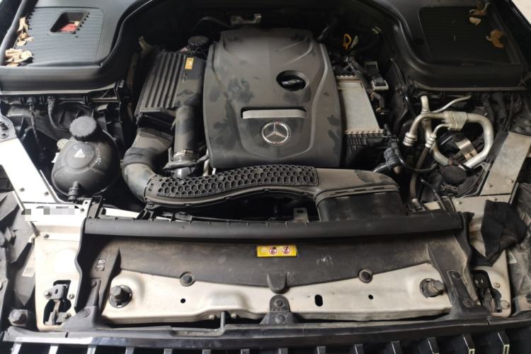 Used Mercedes-Benz GLC 2016 GLC 300 4MATIC Dynamic Model Engine Bay