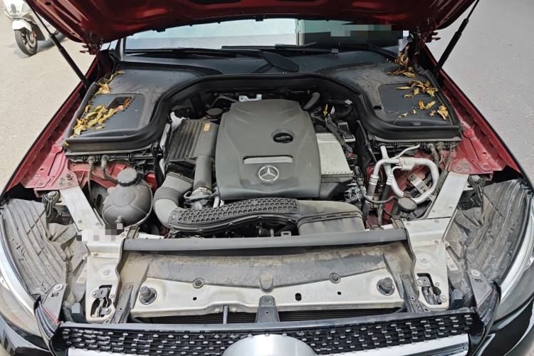 Used Mercedes-Benz GLC 2016 GLC 260 4MATIC Dynamic Edition Engine Bay