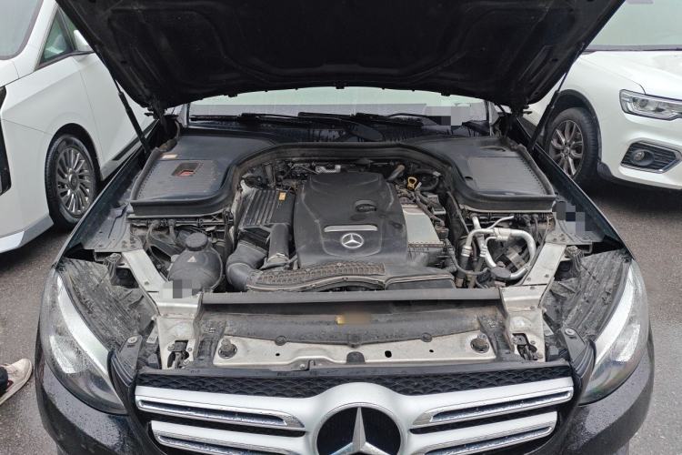 Used Mercedes-Benz GLC 2016 GLC 300 4MATIC Dynamic Model Engine Bay