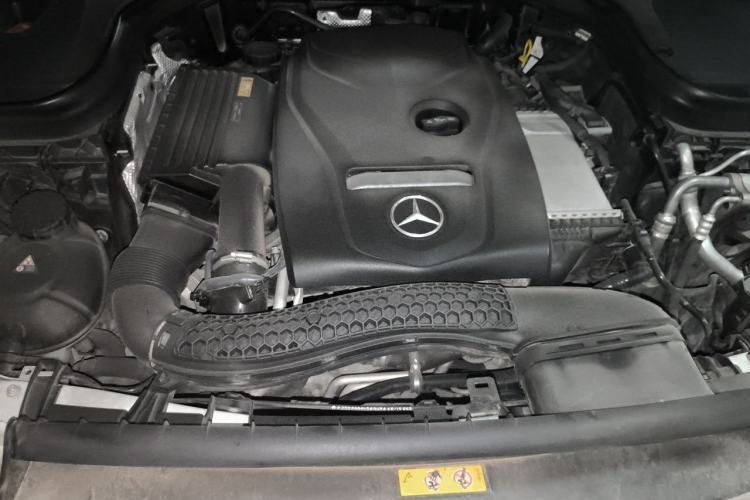 Used Mercedes-Benz GLC 2016 GLC 300 4MATIC Dynamic Model Engine Bay