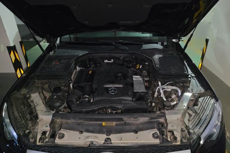Used Mercedes-Benz GLC 2016 GLC 300 4MATIC Dynamic Model Engine Bay
