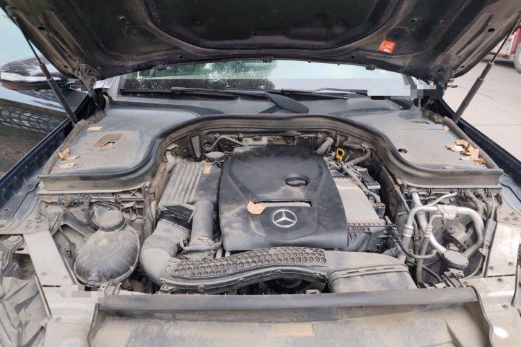 Used Mercedes-Benz GLC 2016 GLC 300 4MATIC Dynamic Model Engine Bay