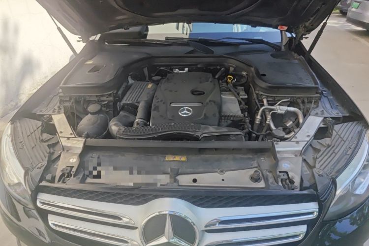Used Mercedes-Benz GLC 2016 GLC 300 4MATIC Dynamic Model Engine Bay