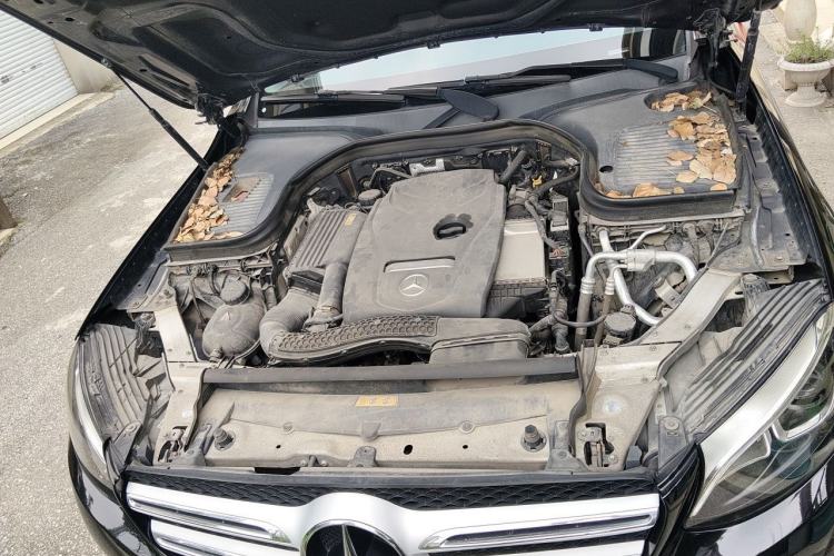 Used Mercedes-Benz GLC 2016 GLC 260 4MATIC Luxury Model Engine Bay