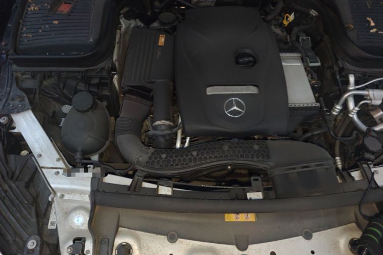 Used Mercedes-Benz GLC 2016 GLC 260 4MATIC Dynamic Edition Engine Bay