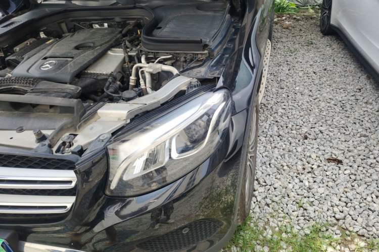 Used Mercedes-Benz GLC 2016 GLC 200 4MATIC Engine Bay Left
