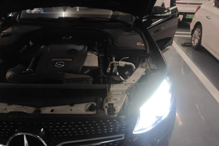 Used Mercedes-Benz GLC 2016 GLC 300 4MATIC Dynamic Model Engine Bay Left