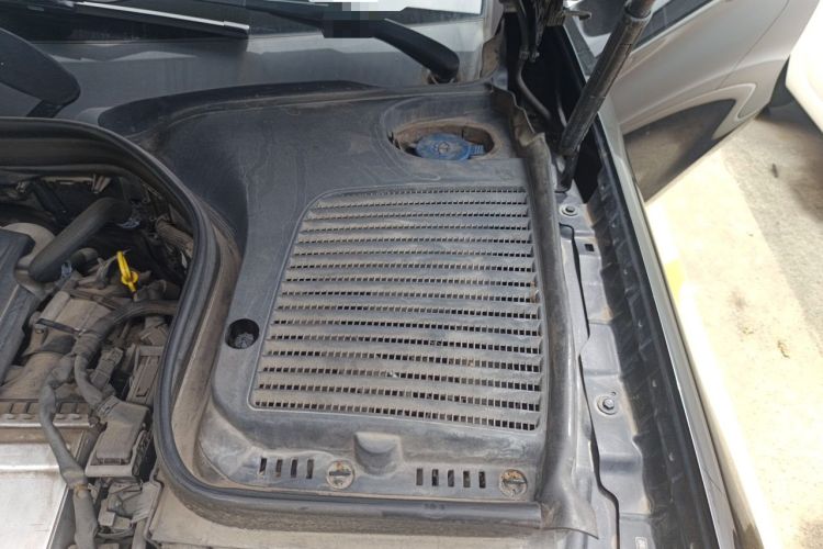 Used Mercedes-Benz GLC 2016 GLC 200 4MATIC Engine Bay Left