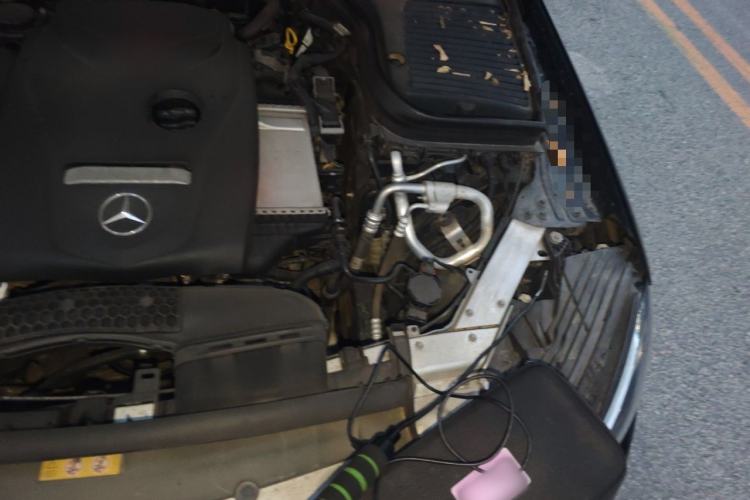 Used Mercedes-Benz GLC 2016 GLC 260 4MATIC Dynamic Edition Engine Bay Left