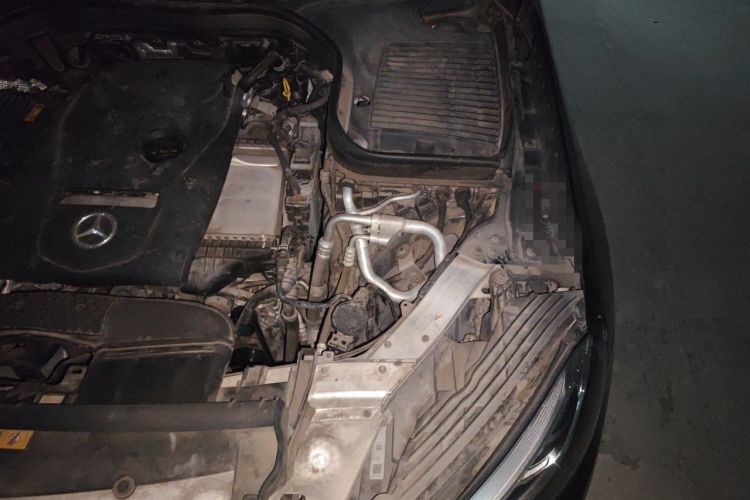 Used Mercedes-Benz GLC 2016 GLC 260 4MATIC Luxury Model Engine Bay Left