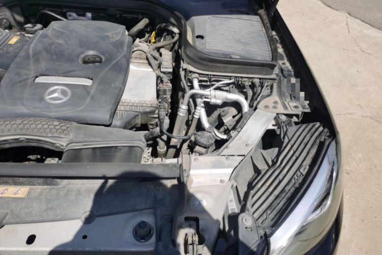 Used Mercedes-Benz GLC 2016 GLC 260 4MATIC Luxury Model Engine Bay Left