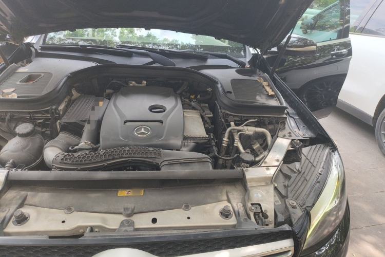 Used Mercedes-Benz GLC 2016 GLC 260 4MATIC Luxury Model Engine Bay Left