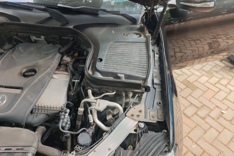 Used Mercedes-Benz GLC 2016 GLC 200 4MATIC Engine Bay Left