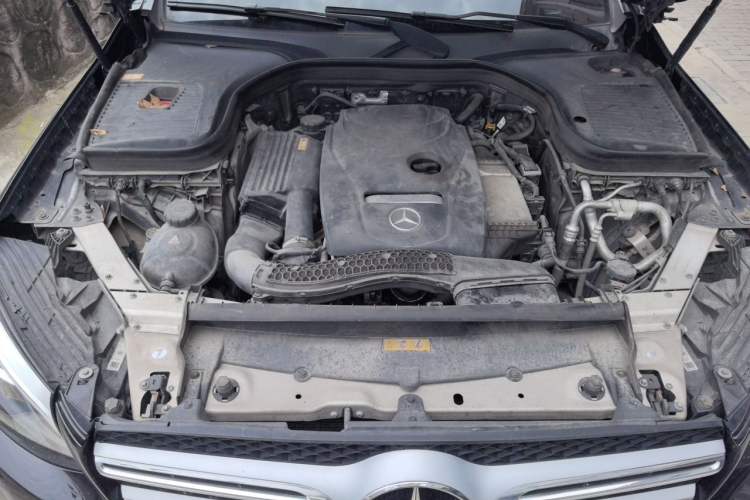Used Mercedes-Benz GLC 2016 GLC 260 4MATIC Dynamic Edition Engine Bay