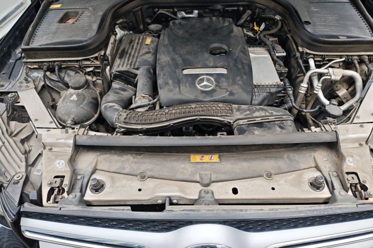 Used Mercedes-Benz GLC 2016 GLC 300 4MATIC Dynamic Model Engine Bay