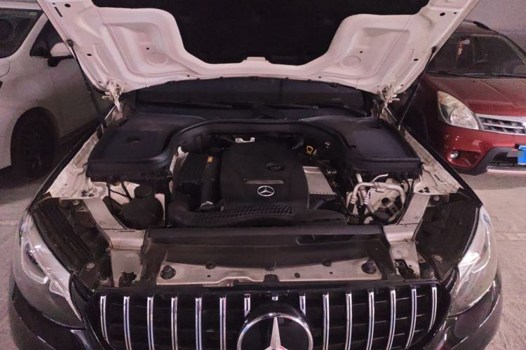 Used Mercedes-Benz GLC 2016 GLC 260 4MATIC Luxury Model Engine Bay