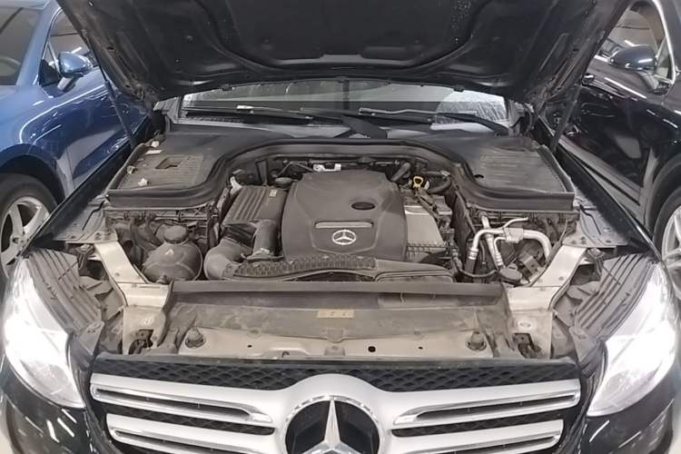 Used Mercedes-Benz GLC 2016 GLC 200 4MATIC Engine Bay