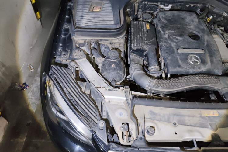 Used Mercedes-Benz GLC 2016 GLC 260 4MATIC Dynamic Edition Engine Bay Right