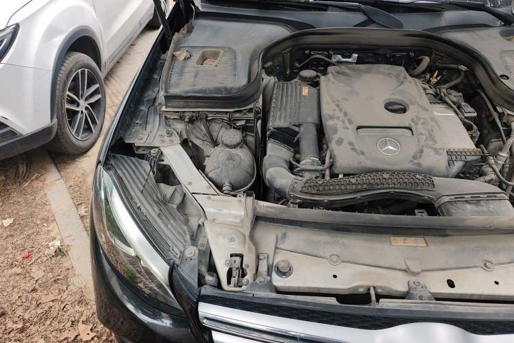 Used Mercedes-Benz GLC 2016 GLC 260 4MATIC Dynamic Edition Engine Bay Right