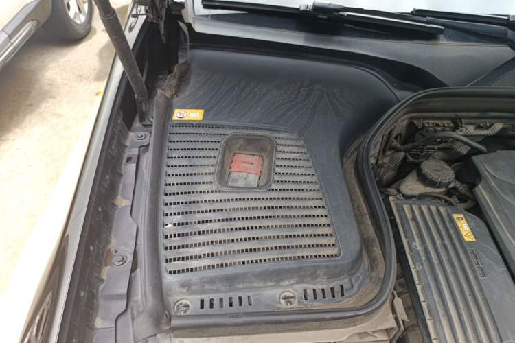 Used Mercedes-Benz GLC 2016 GLC 200 4MATIC Engine Bay Right
