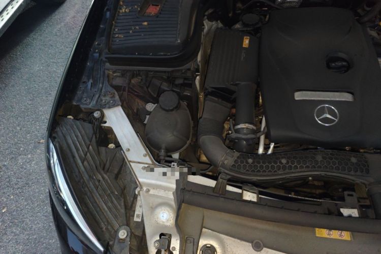 Used Mercedes-Benz GLC 2016 GLC 260 4MATIC Dynamic Edition Engine Bay Right