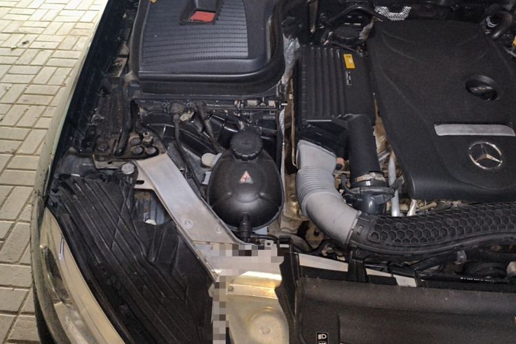 Used Mercedes-Benz GLC 2016 GLC 300 4MATIC Dynamic Model Engine Bay Right