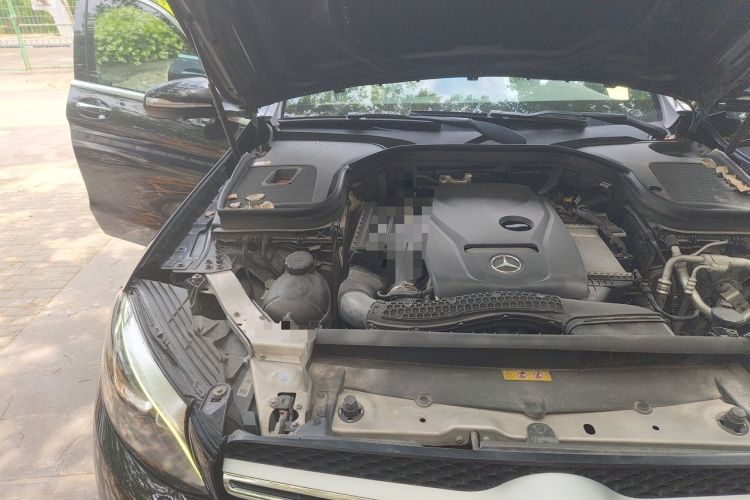 Used Mercedes-Benz GLC 2016 GLC 260 4MATIC Luxury Model Engine Bay Right