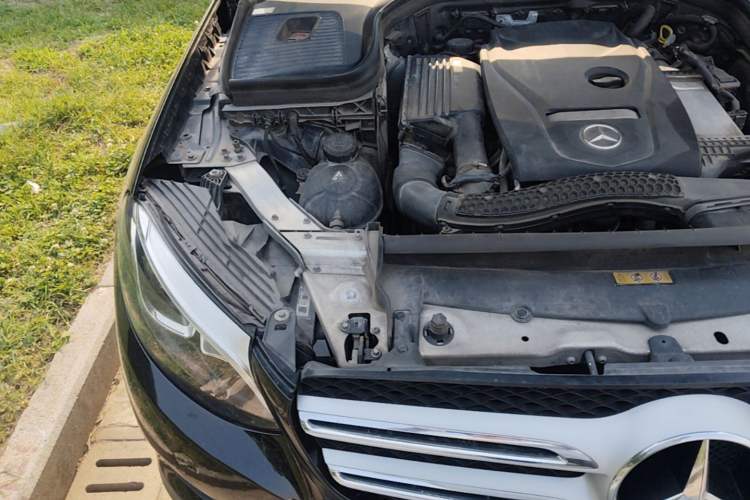 Used Mercedes-Benz GLC 2016 GLC 200 4MATIC Engine Bay Right