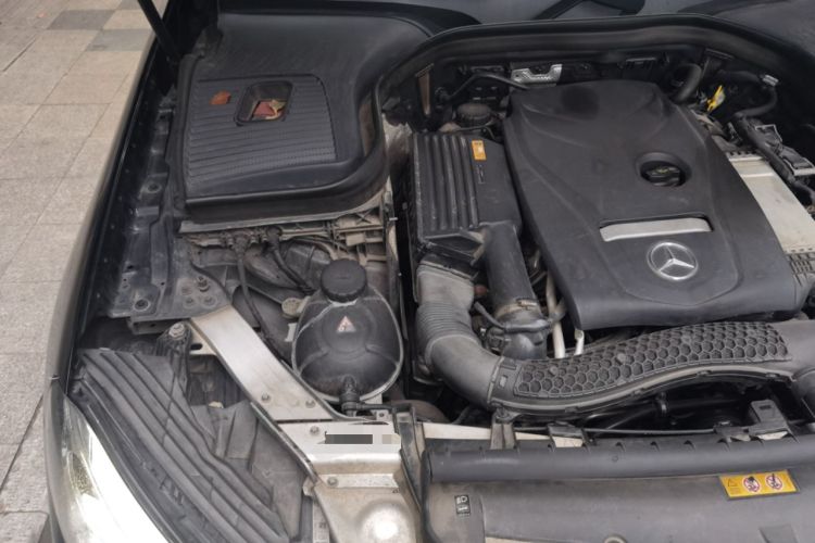 Used Mercedes-Benz GLC 2016 GLC 300 4MATIC Luxury Model Engine Bay Right