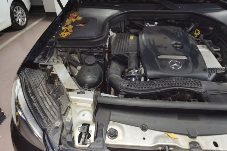 Used Mercedes-Benz GLC 2016 GLC 260 4MATIC Dynamic Edition Engine Bay Right