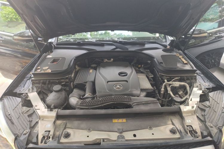 Used Mercedes-Benz GLC 2016 GLC 260 4MATIC Luxury Model Engine Bay
