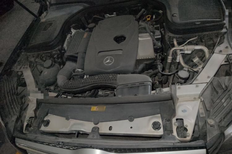 Used Mercedes-Benz GLC 2016 GLC 300 4MATIC Dynamic Model Engine Bay