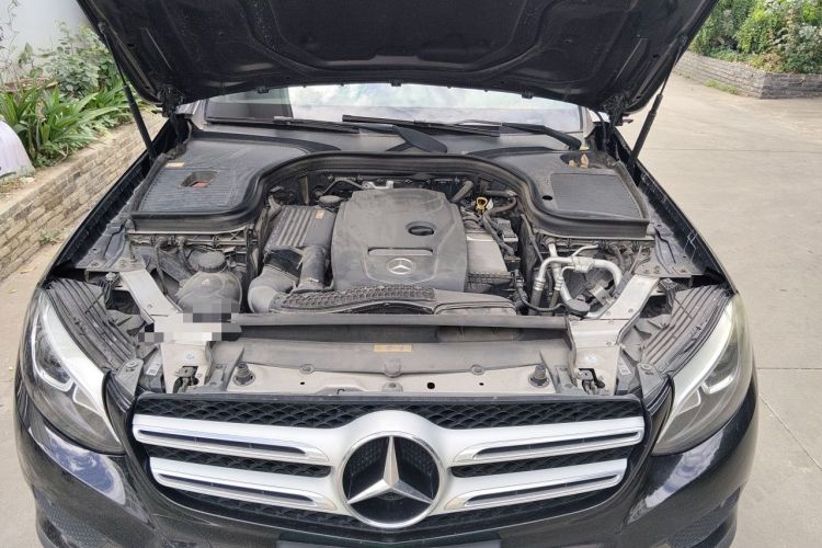 Used Mercedes-Benz GLC 2016 GLC 260 4MATIC Dynamic Edition Engine Bay